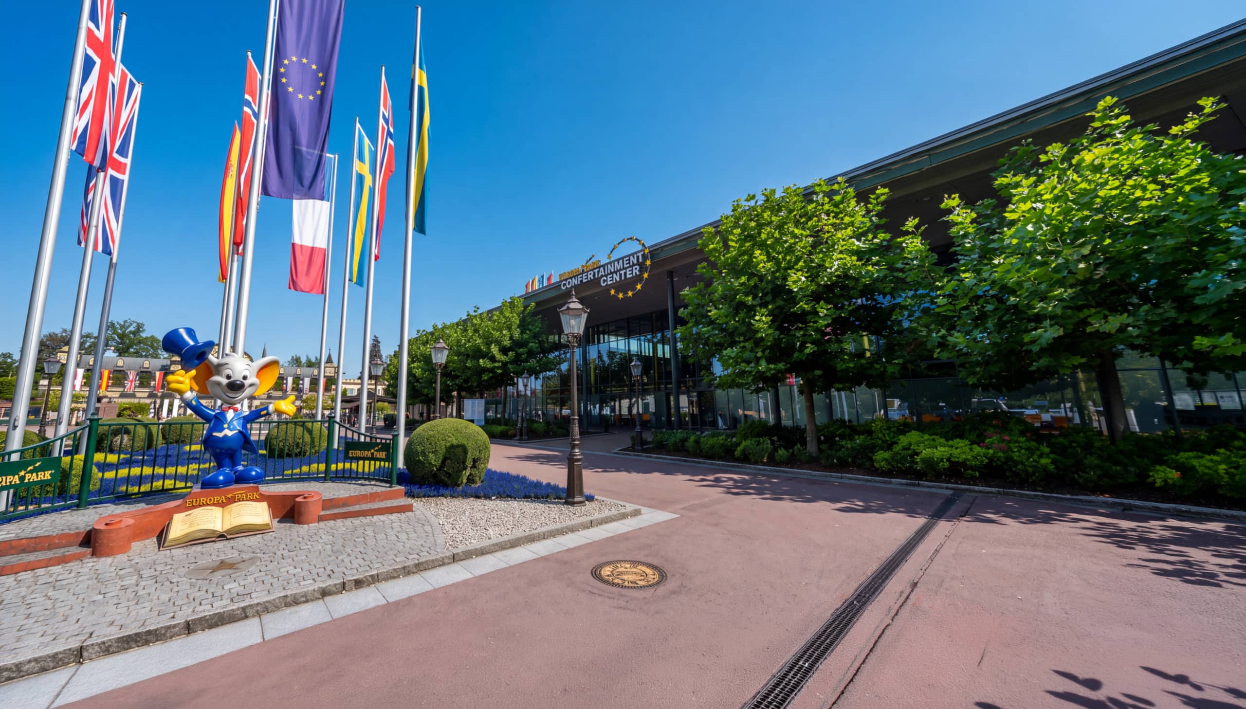 Das Confertainment Center von außen – direkt am Haupteingang des Europa-Park